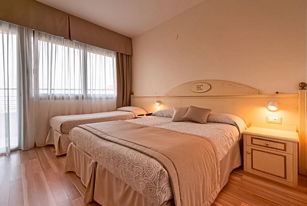 Carlton - Wohnbeispiel Doppelzimmer seitl. Meerblick (Zimmercodierung DBN)
