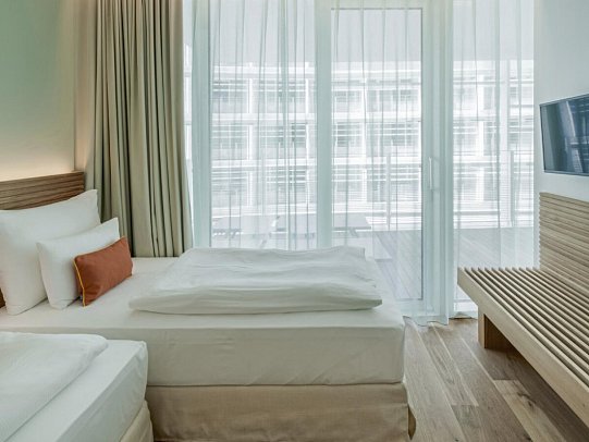 Falkensteiner Hotel & Spa Jesolo - Wohnbeispiel Gondola Suite Superior Partial Sea View (Zimmercodierung WB1)