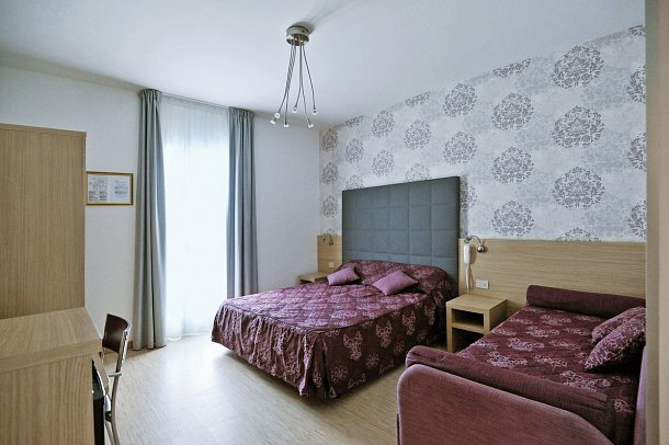 Marzia - Wohnbeispiel Doppelzimmer Diamond Meerblick (Zimmercodierung DBM)