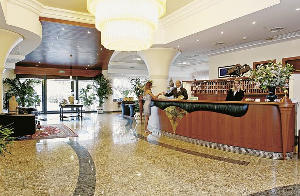 Savoy Beach Hotel & Thermal SPA