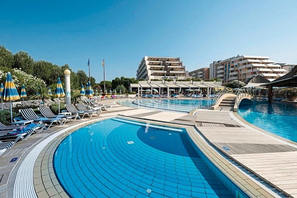 Savoy Beach Hotel & Thermal SPA