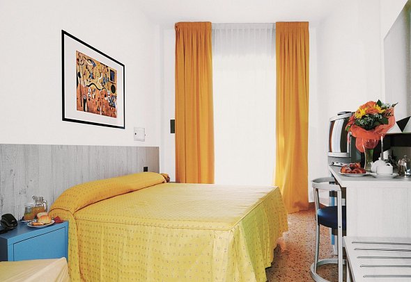 Olimpia Hotel & Aparthotel - Wohnbeispiel Einzelzimmer (Zimmercodierung EB1)