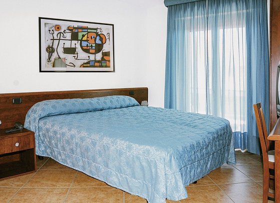 Hotel & Aparthotel Olimpia - Wohnbeispiel Doppelzimmer (Zimmercodierung DB1)