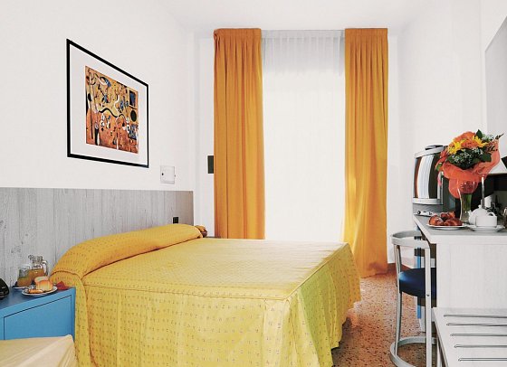 Hotel & Aparthotel Olimpia - Wohnbeispiel Einzelzimmer (Zimmercodierung EB1)