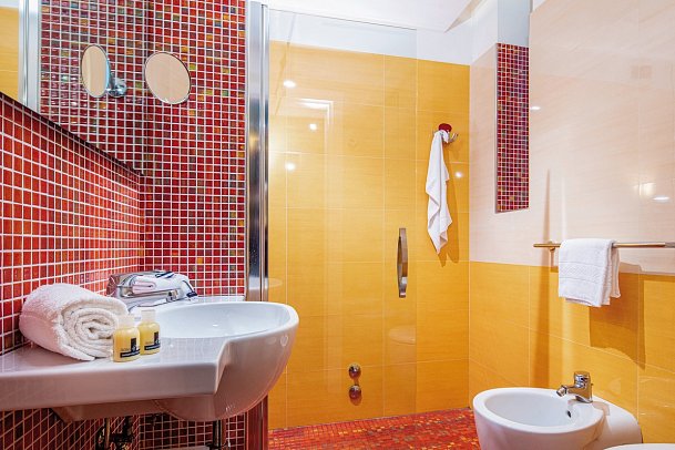 Parigi - Beispiel Bad (Zimmercodierungen DG1, D1N & EBN)