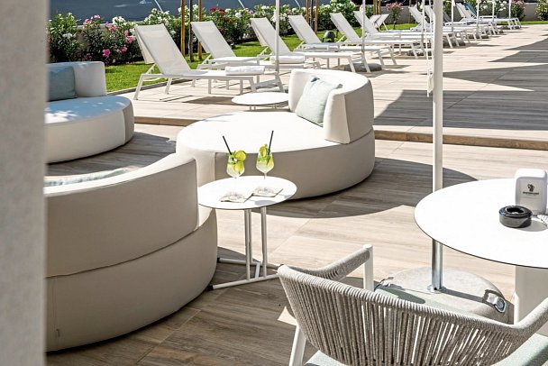 Life Hotel