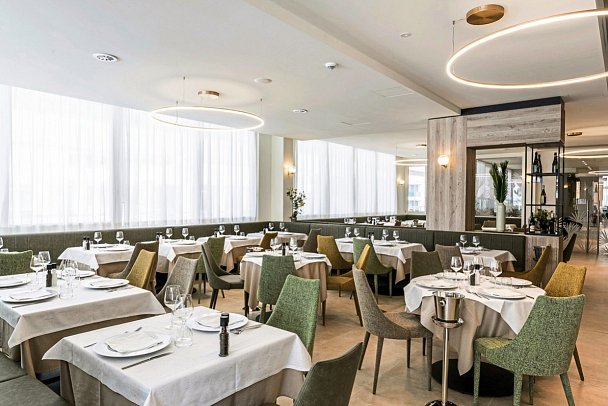 Life Hotel