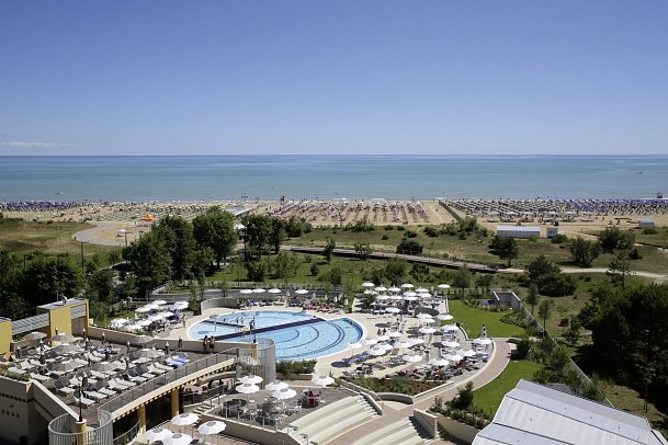 Laguna Park Hotel - Außenanlage