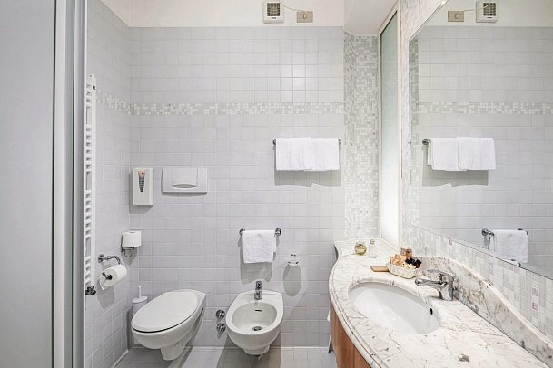 Park Hotel - Beispiel Bad (Zimmercodierung DB1)