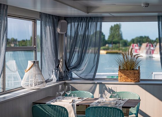 Marina Azzurra Resort