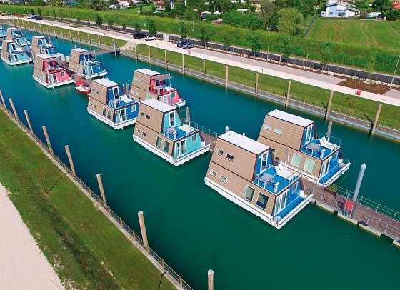 Marina Azzurra Resort
