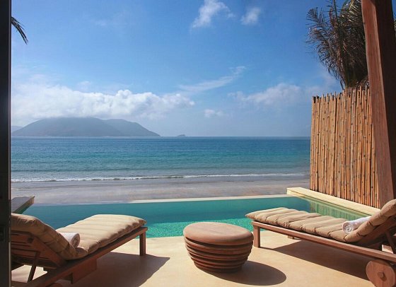 Six Senses Con Dao - Wohnbeispiel Beachfront Deluxe Pool Villa (Zimmercodierung VDO)