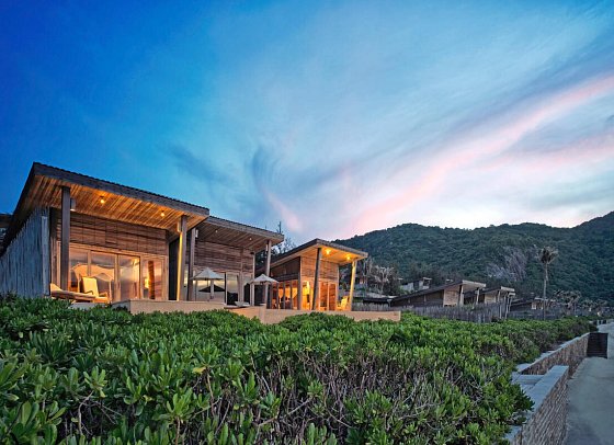Six Senses Con Dao - Wohnbeispiel Beachfront 3BR Pool Villa (Zimmercodierung VB3)