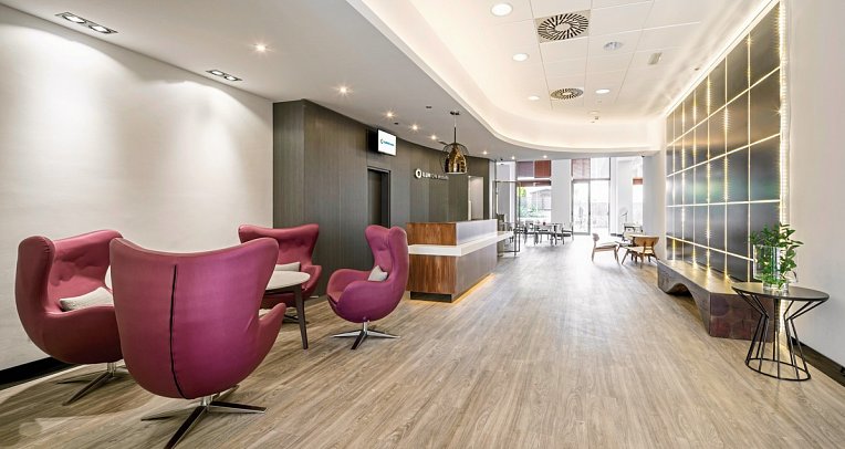 Hotel Ilunion Valencia 3