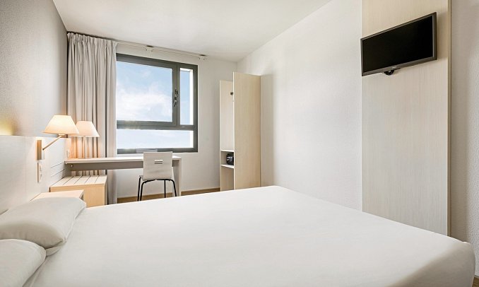 Hotel Ilunion Valencia 3 - Wohnbeispiel Doppelzimmer Standard (Zimmercodierung DG1)
