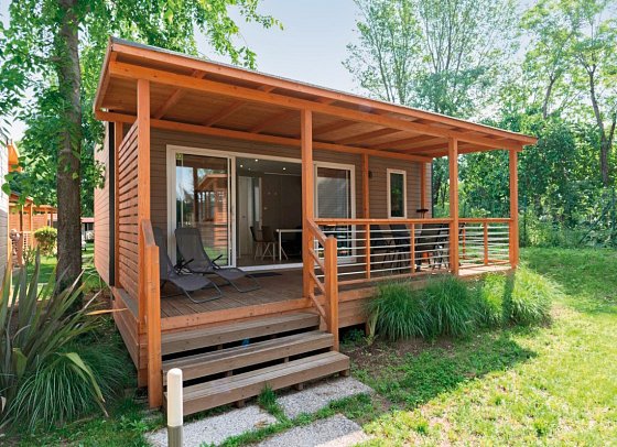 Camping Baia Verde - Wohnbeispiel Mobilheim Suite Deluxe (Zimmercodierung CD1)