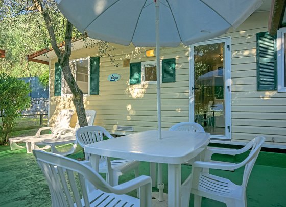 Camping Garda - Wohnbeispiel Mobilheim Standard Plus (Zimmercodierung CB1)