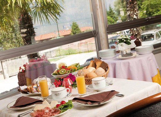 Hotel Rely - Beispiel gedeckter Frühstückstisch