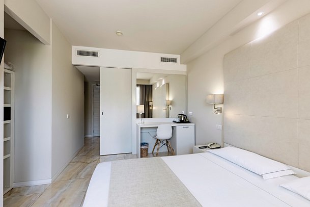 Du Parc Sirmione - Wohnbeispiel Juniorsuite (Zimmercodierung JB1)