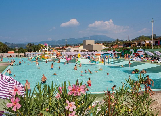 Sisan Family Resort