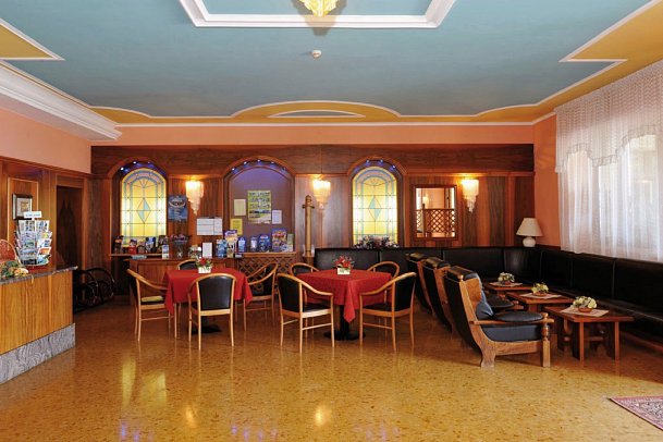 Park Hotel Jolanda