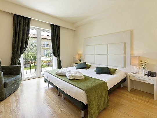 Leonardo Hotel Lago di Garda - Wohnbeispiel Doppelzimmer Charme (Zimmercodierung DBB)