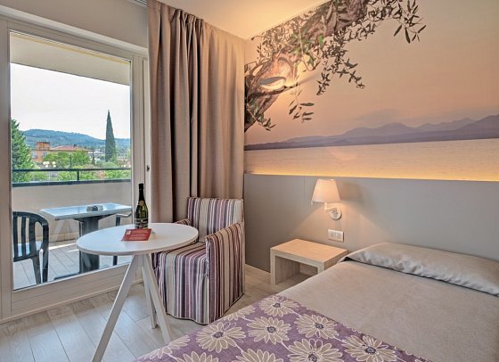 Parc Hotel Gritti - Wohnbsp. Doppelzimmer Classic mit Balkon (Zimmercodierung DB2)