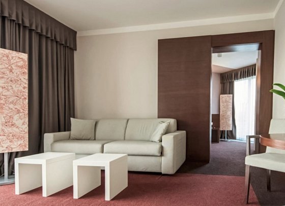 Aqualux Hotel SPA Suite & Terme Bardolino - Wohnbeispiel Familienzimmer (Zimmercodierung FB1)
