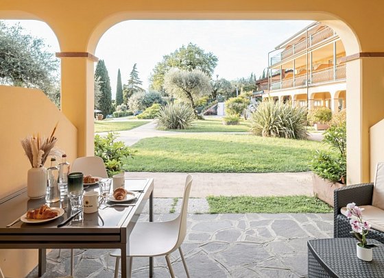 Sentido Lago di Garda Premium Village - Wohnbeispiel Appartement Comfort Hillside (Zimmercodierung AB1)