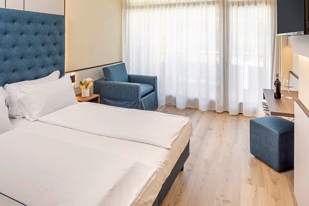 Sport Hotel Olimpo - Wohnbeispiel Dreibettzimmer Superior (Zimmercodierung TS1)