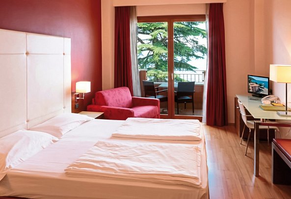 Lido - Wohnbeispiel Doppelzimmer Deluxe Seeblick (Zimmercodierung DB2)