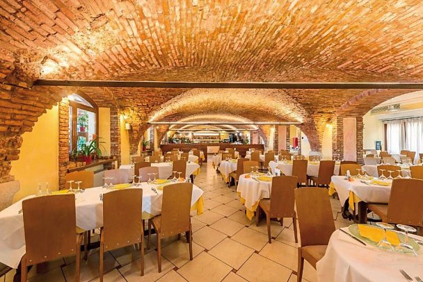 Hotel Regina Del Garda Suite