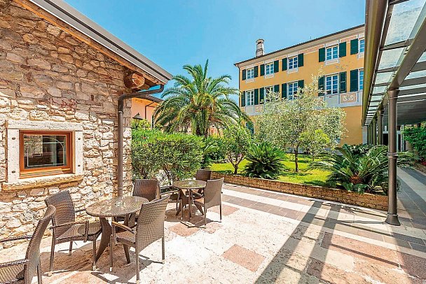 Hotel Regina Del Garda Suite