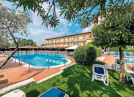 Regina Del Garda Suite