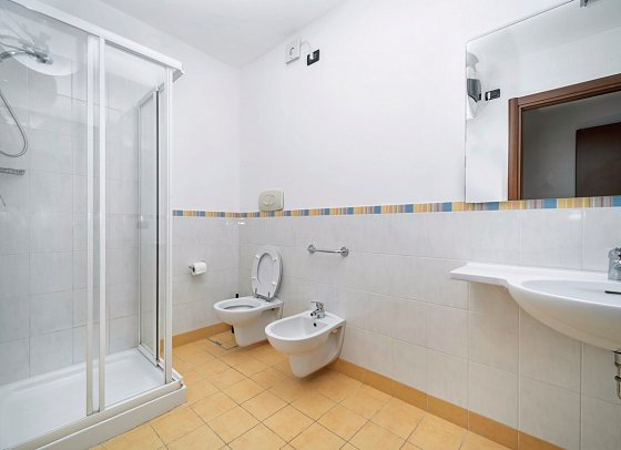 Residence Primera - Wohnbeispiel 3-Zimmer-Wohnung Halb-Souterrain (Zimmercodierung OB1)