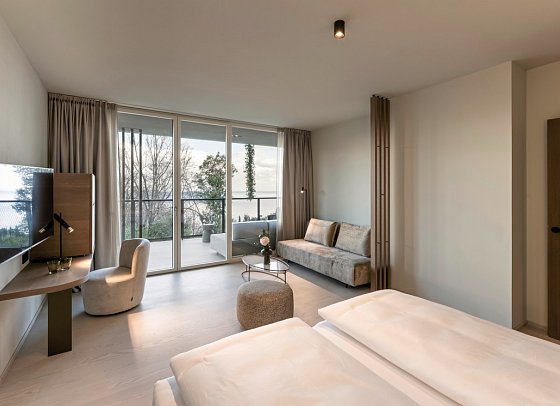 Stroblhof Lake Garda - Wohnbeispiel Juniorsuite Lago (Zimmercodierung JB1)