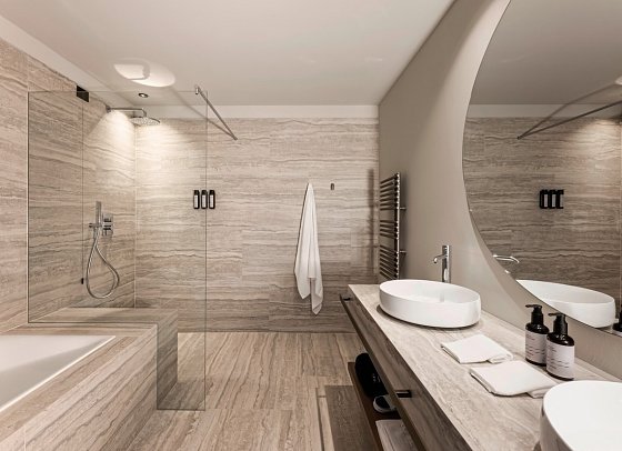 Stroblhof Lake Garda - Wohnbeispiel Familiensuite Lago (Zimmercodierung WB1)