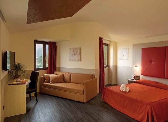 Hotel Sole Malcesine - Wohnbeispiel Suite Seeblick (Zimmercodierung WBI)