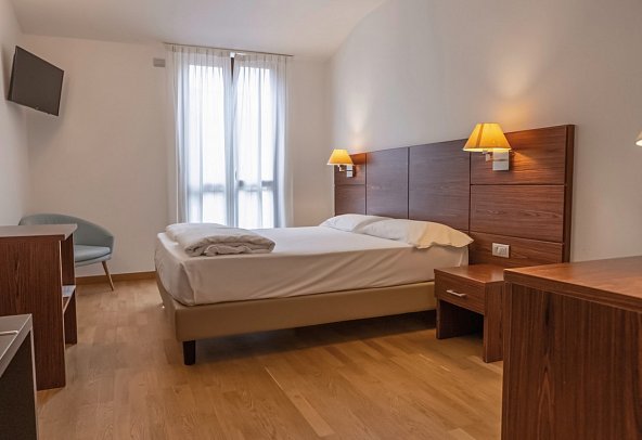Lago di Garda - Wohnbeispiel Doppelzimmer Komfort (Zimmercodierung DF1)