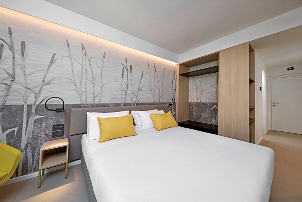 Hotel Royal Village - Wohnbeispiel Doppelzimmer Deluxe Seeblick (Zimmercodierung UDI)