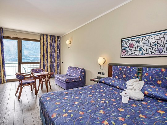 San Pietro - Wohnbeispiel Doppelzimmer Seeseite (Zimmercodierung DB2)