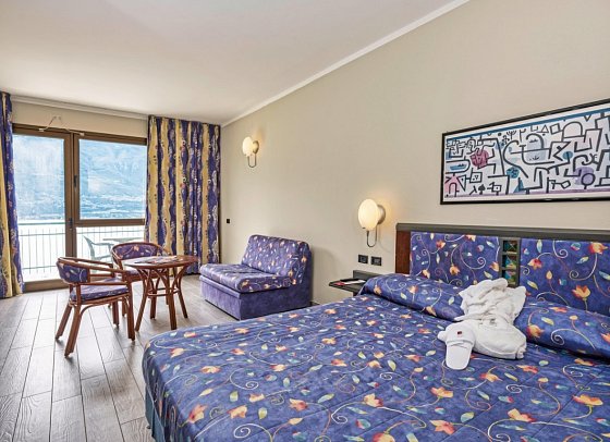 San Pietro - Wohnbeispiel Doppelzimmer Seeseite (Zimmercodierung DB2)