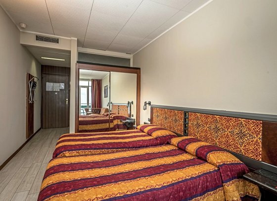 Cristina - Wohnbeispiel Doppelzimmer Standard (Zimmercodierung DG1)