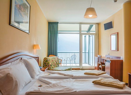 Astor - Wohnbeispiel Doppelzimmer Seeblick (Zimmercodierung DBI)