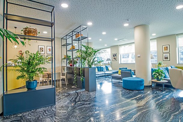 Ark Hotel