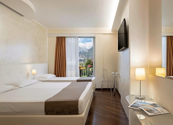 Savoy Palace - Wohnbeispiel Dreibettzimmer Standard (Zimmercodierung DB2)