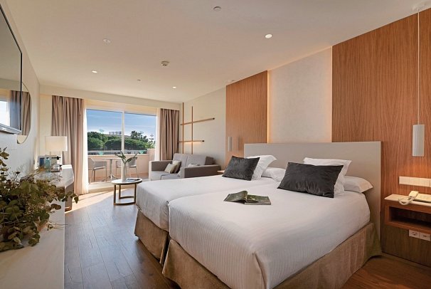 Valentín Sancti Petri Spa - Wbsp. Doppelzi. Premium Superior seitl. Meerblick (Zimmercodierung DMN)