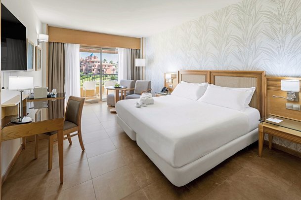 Elba Costa Ballena Beach & Thalasso Resort - Wohnbeispiel Doppelzimmer Golfplatzblick (Zimmercodierung DBF)