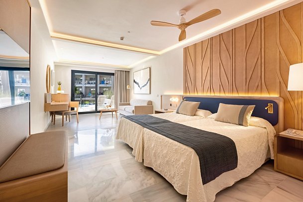 Hipotels Barrosa Palace Wellness & Spa - Wohnbeispiel Doppelzimmer Swim-Up (Zimmercodierungen D1Q & J1Q)