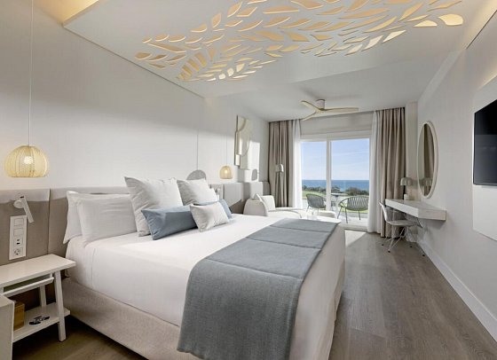 Amàre Beach Hotel Sancti Petri - Wohnbeispiel Doppelzimmer Meerblick (Zimmercodierung DBM)